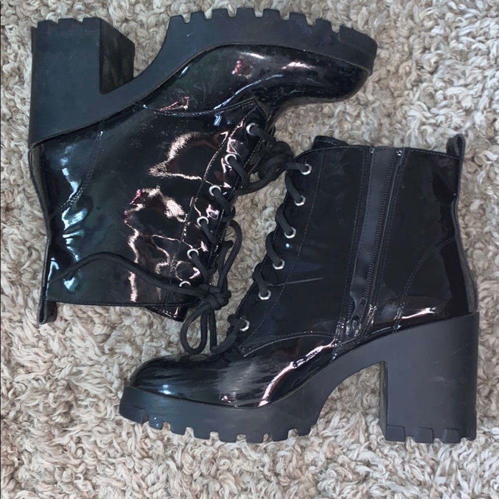 Black Platforms